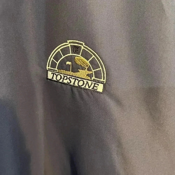 Cutter & Buck short sleeve windbreaker, perfect for the golfer size XL - Picture 8 of 10